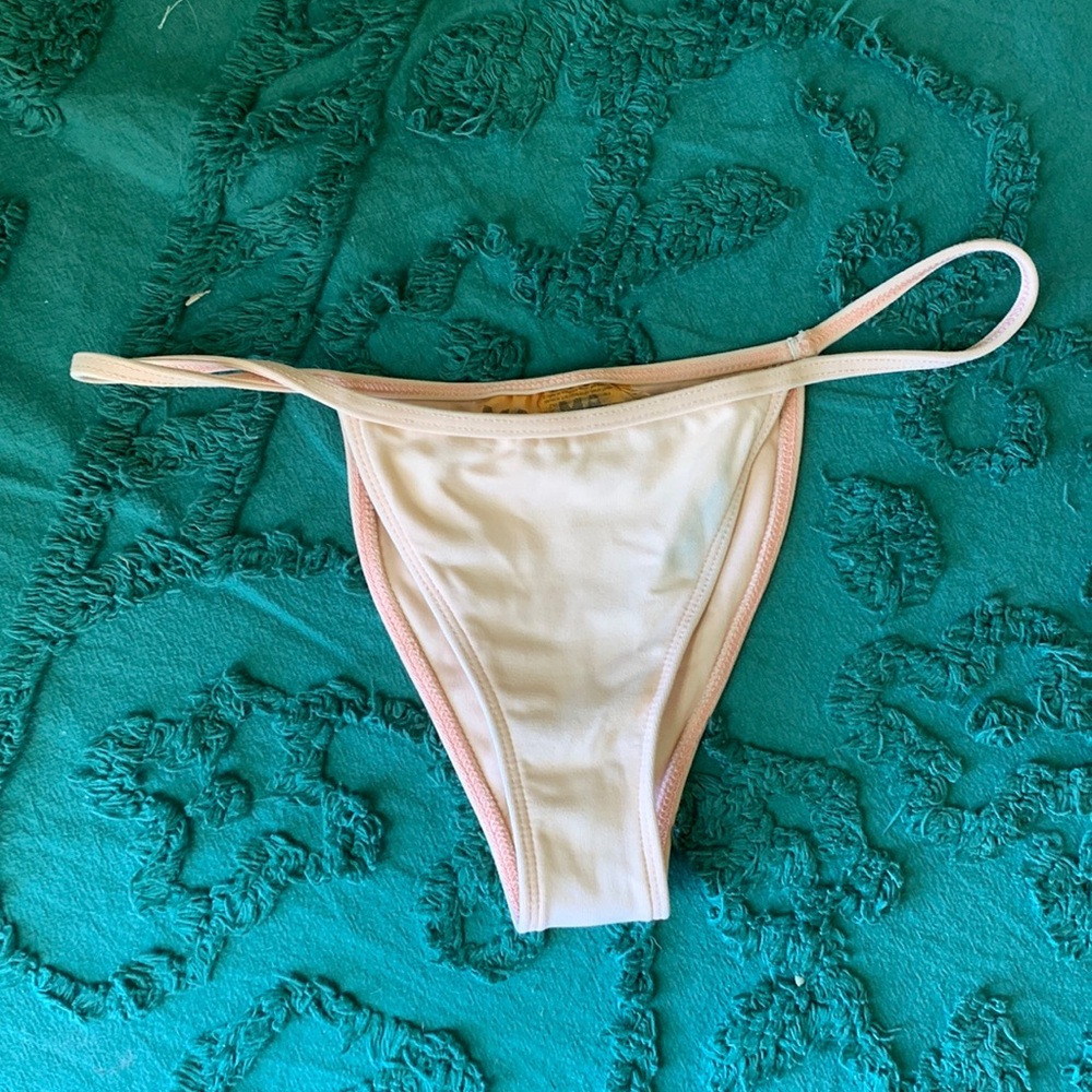 Minimale Animale bikini bottom